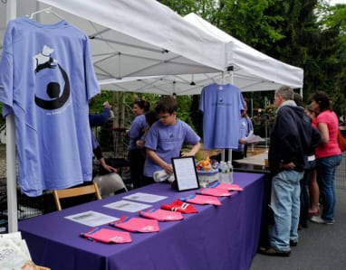 Merchandise booth of Sheryl's Den Animal Rescue